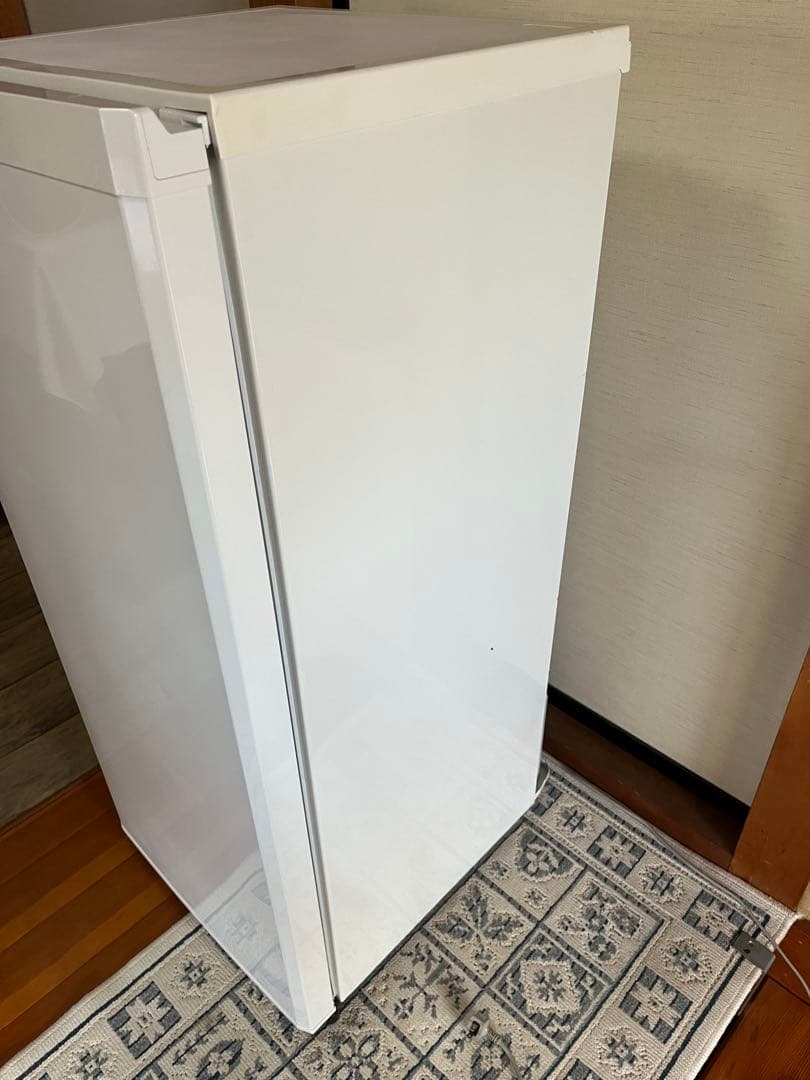 ・三菱電機ノンフロン冷凍庫 MF-U12N-W