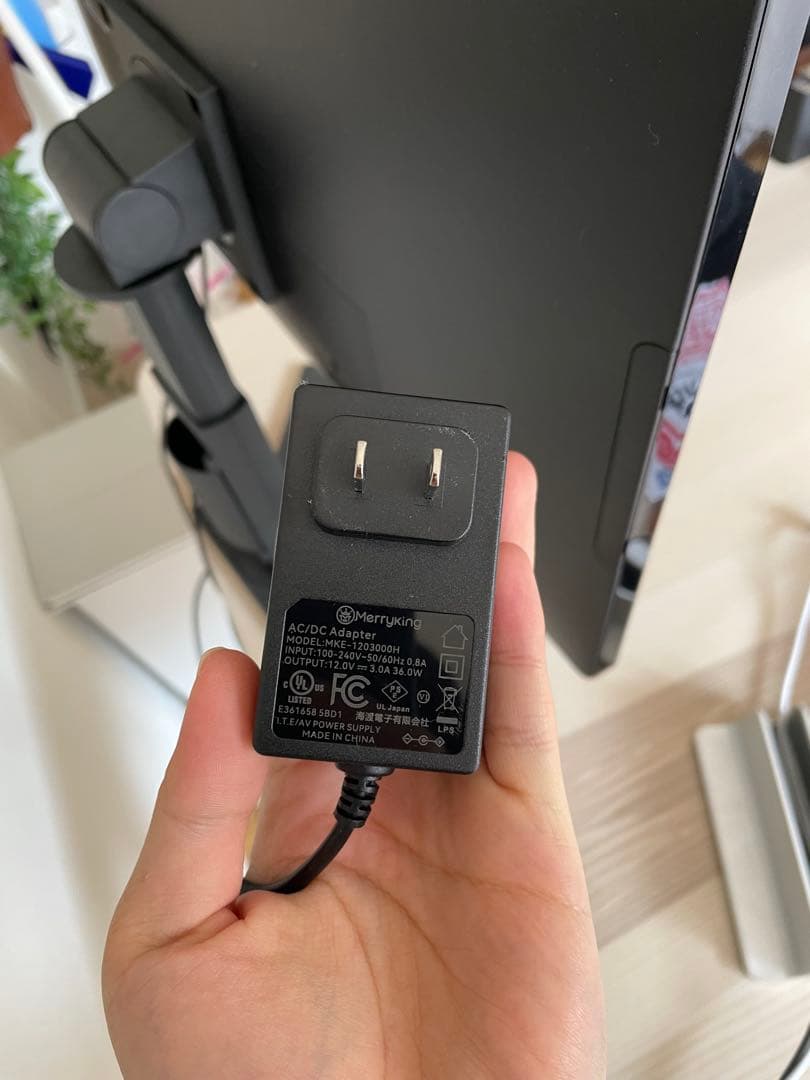 ［新品］ elo HDMI接続可能なディスプレイモニター