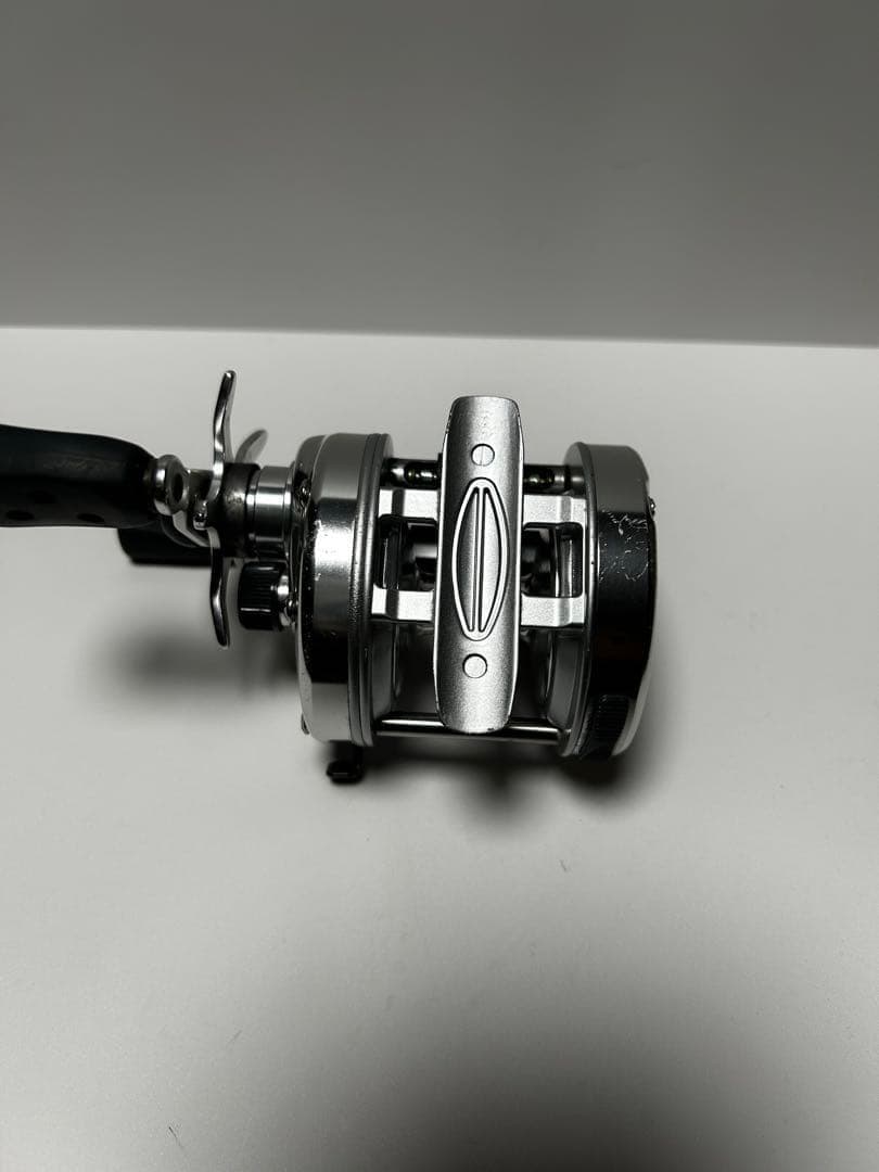 ABU アブガルシア アンバサダー 5500S 右巻き