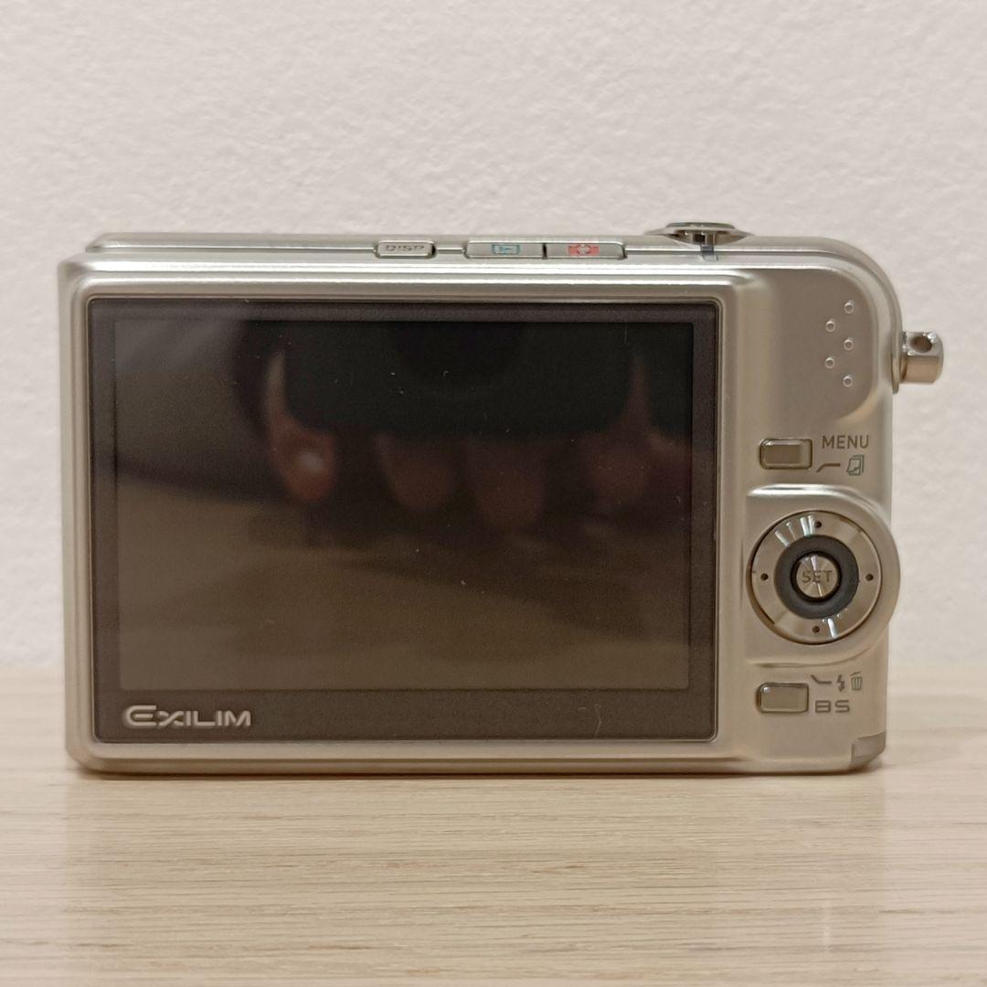 美品 コンパクト 動作確認済 CASIO EX-Z1000 デジカメ シルバー