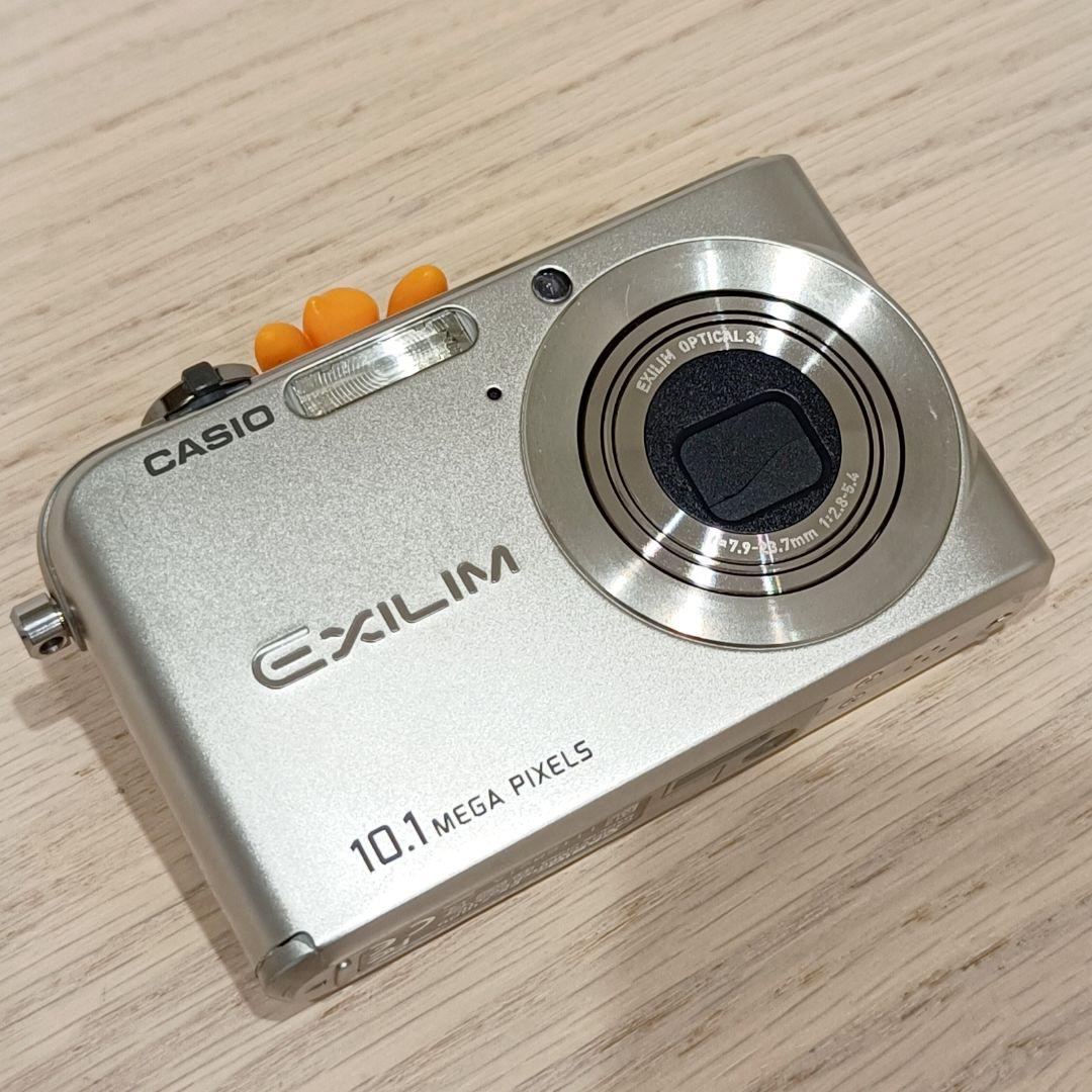 美品 コンパクト 動作確認済 CASIO EX-Z1000 デジカメ シルバー