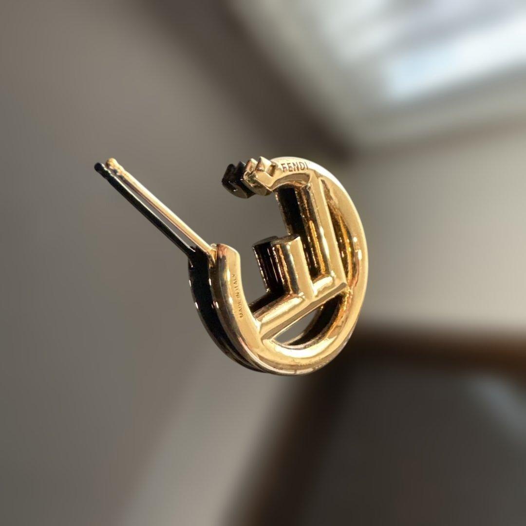 FENDI earring フェンディピアス エフイズ 片耳のみ ゴールド系