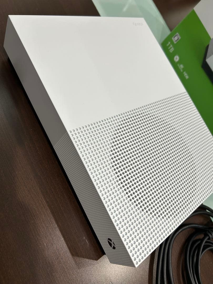 XBOX ONE S All digital 【1TB】 期間限定値下げ中！！