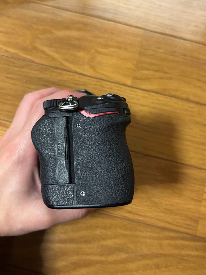 Nikon Z5 ミラーレスカメラ ブラック