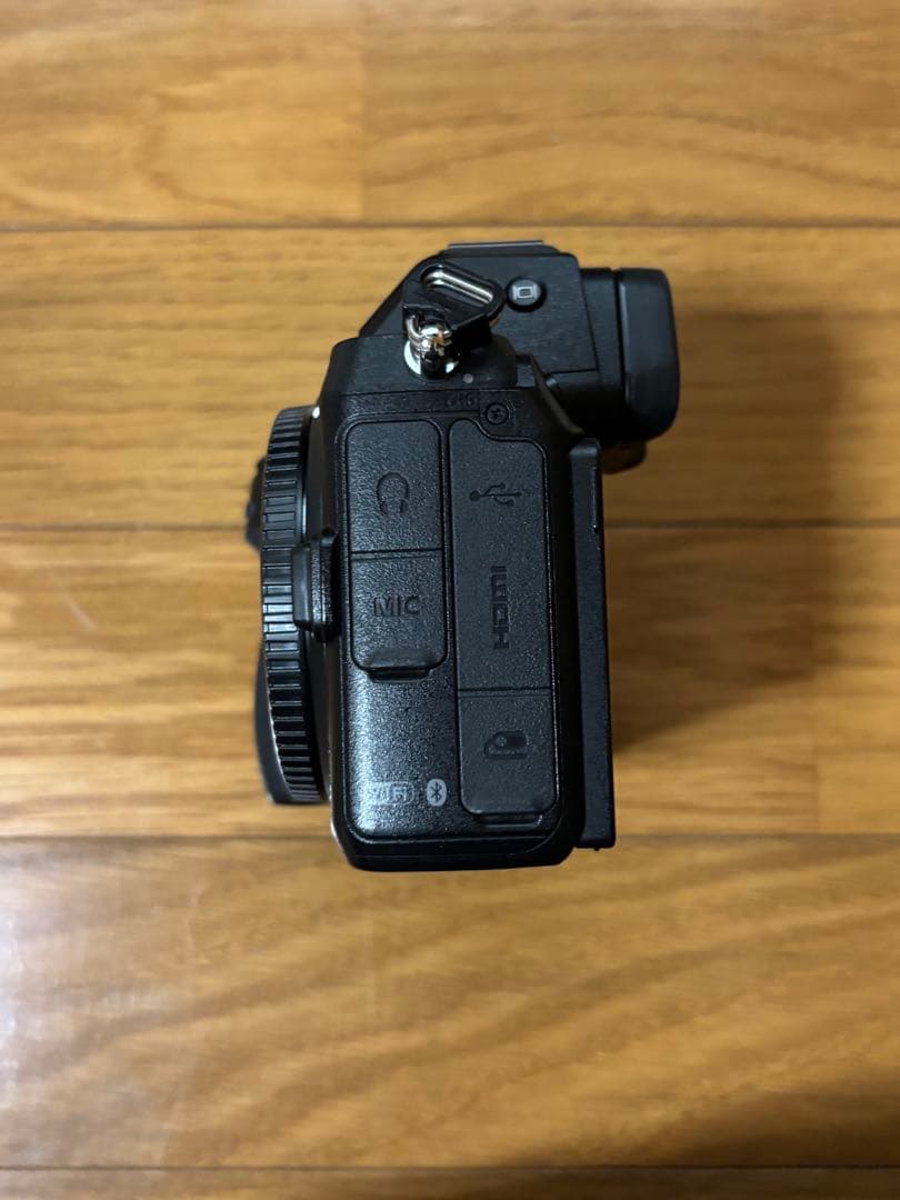 Nikon Z5 ミラーレスカメラ ブラック