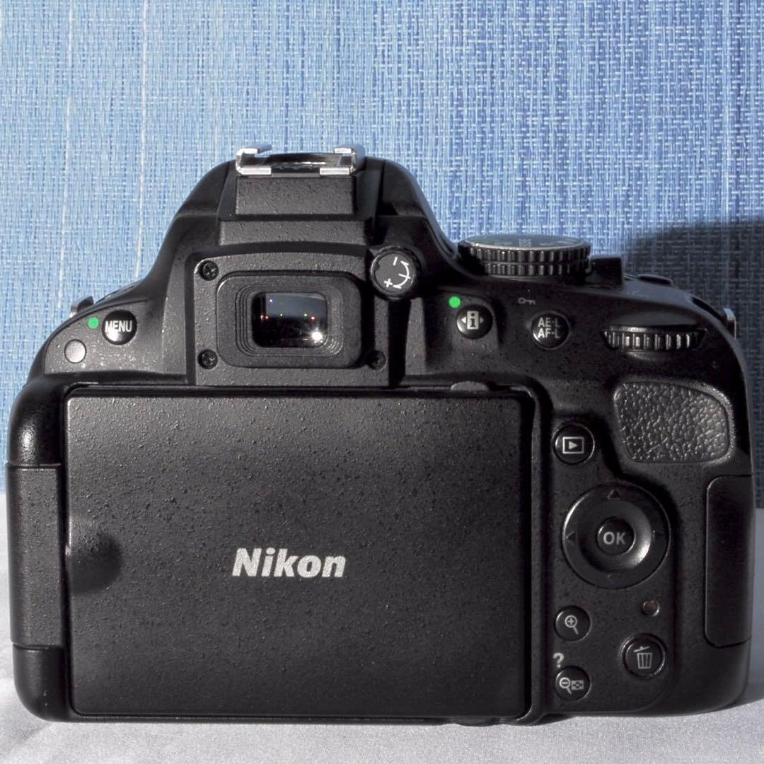 スマホ転送♪♥️ニコン D5100 万能レンズセット! ちょいカビあります