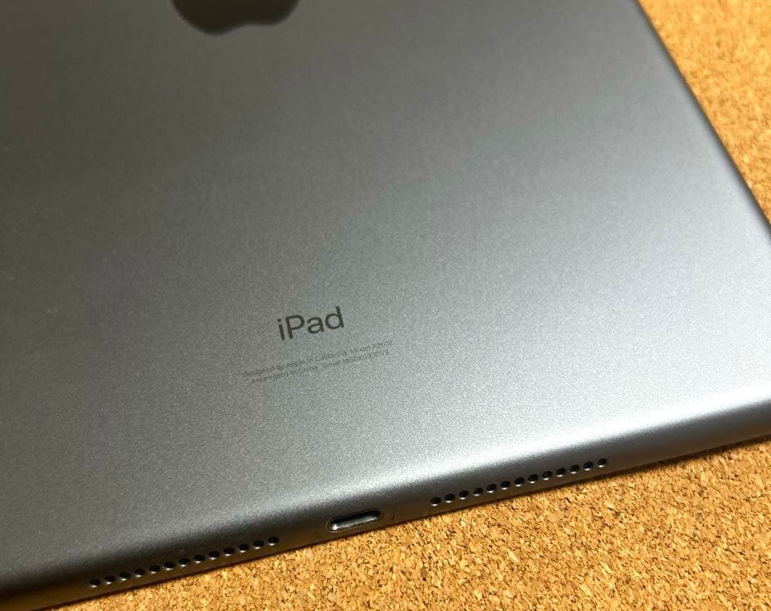iPad9 第9世代 64GB 82% (300)