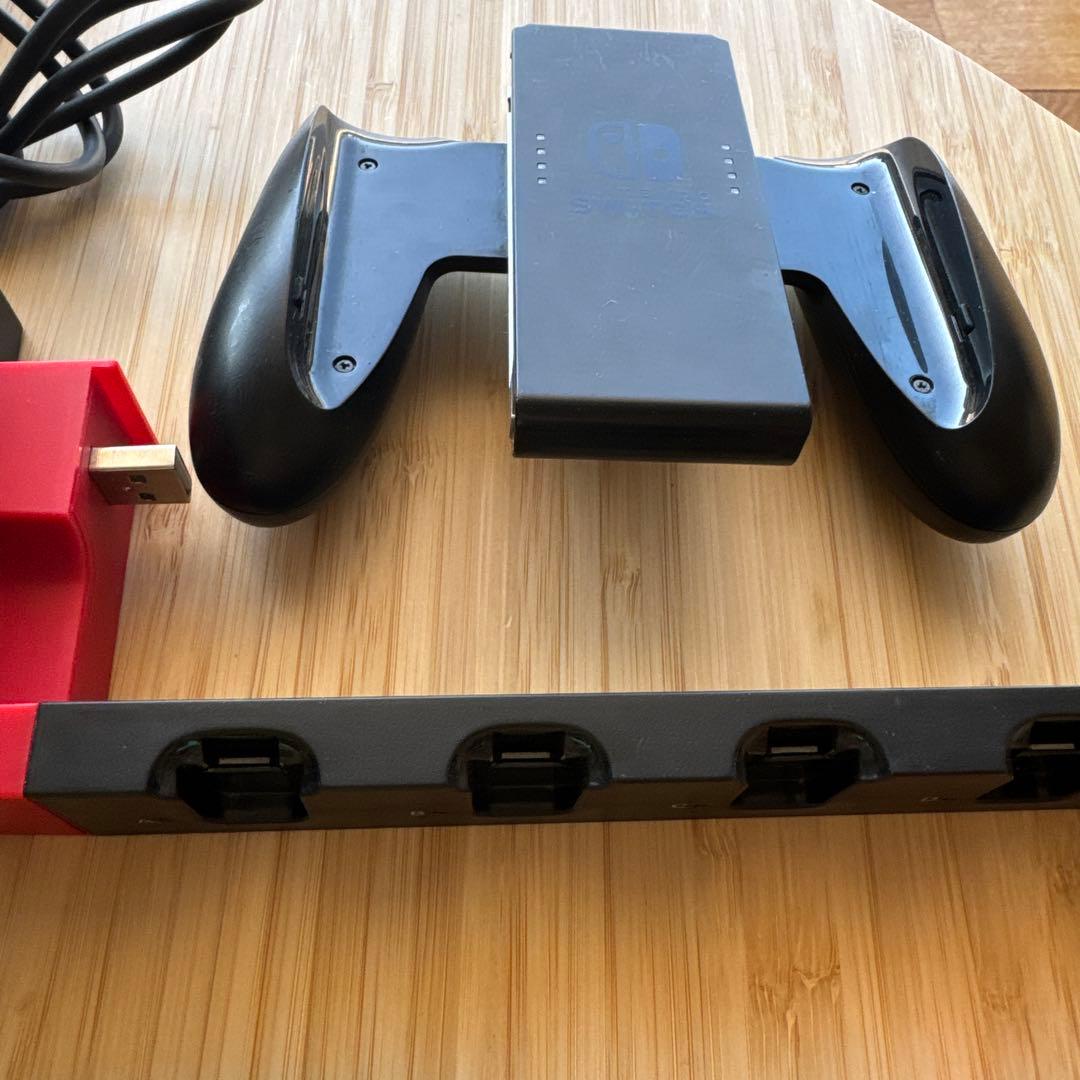 訳あり Nintendo Switch 本体 + ジョイコンセット