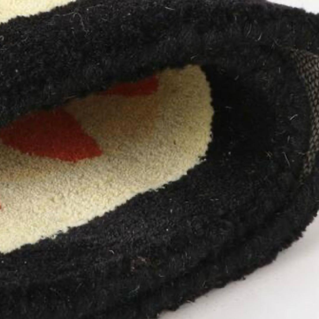 ヒューマンメイド　HOT DOG RUG LARGE ホットドッグ　ラグマット