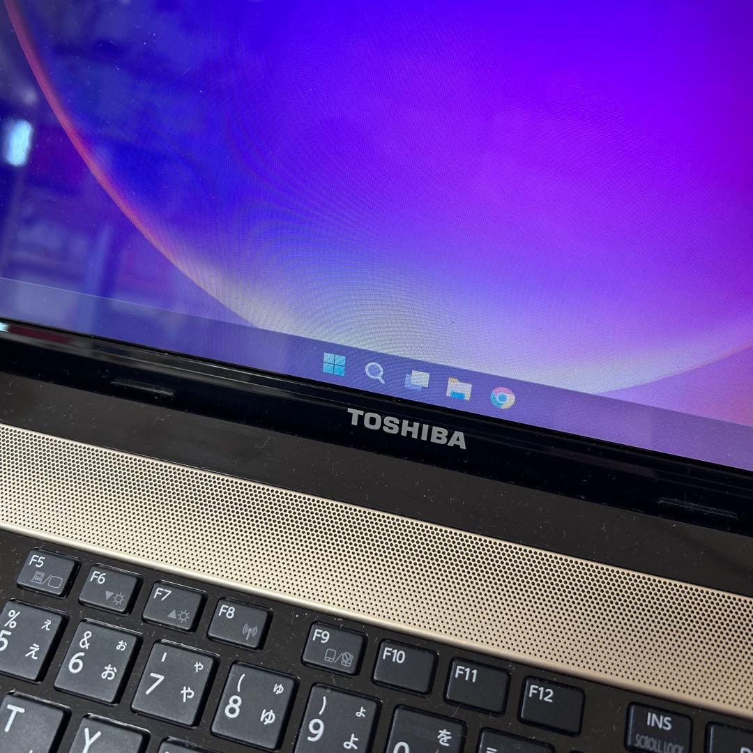 Y825 TOSHIBAノートパソコンi7メモリ8G