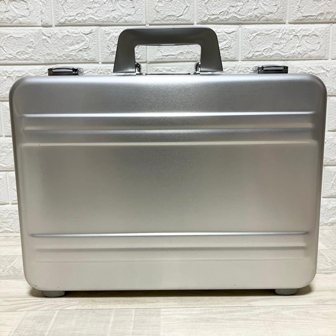 ゼロハリバートン　エリート　アタッシュケース　ZERO HALLIBURTON
