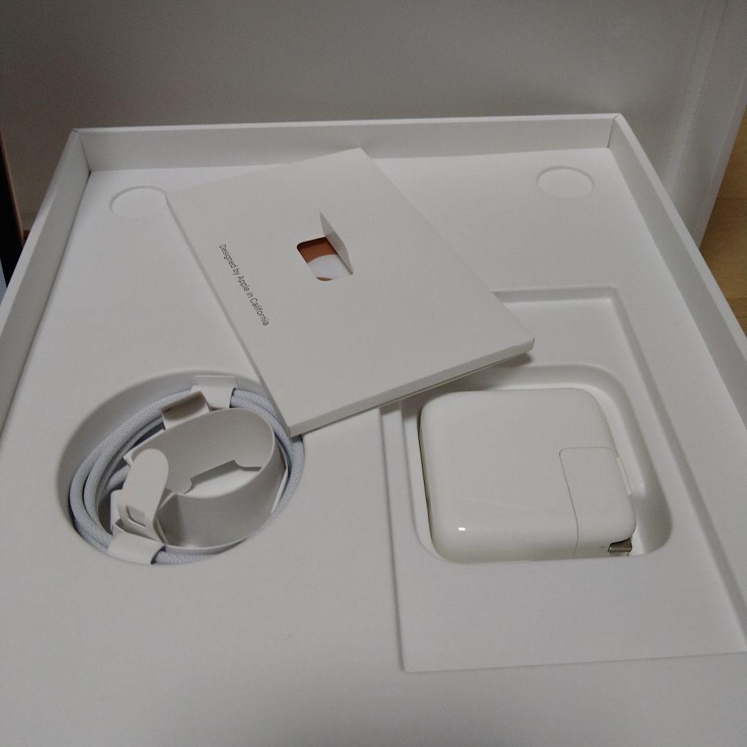 Apple MacBook ゴールド 本体 充電器付き