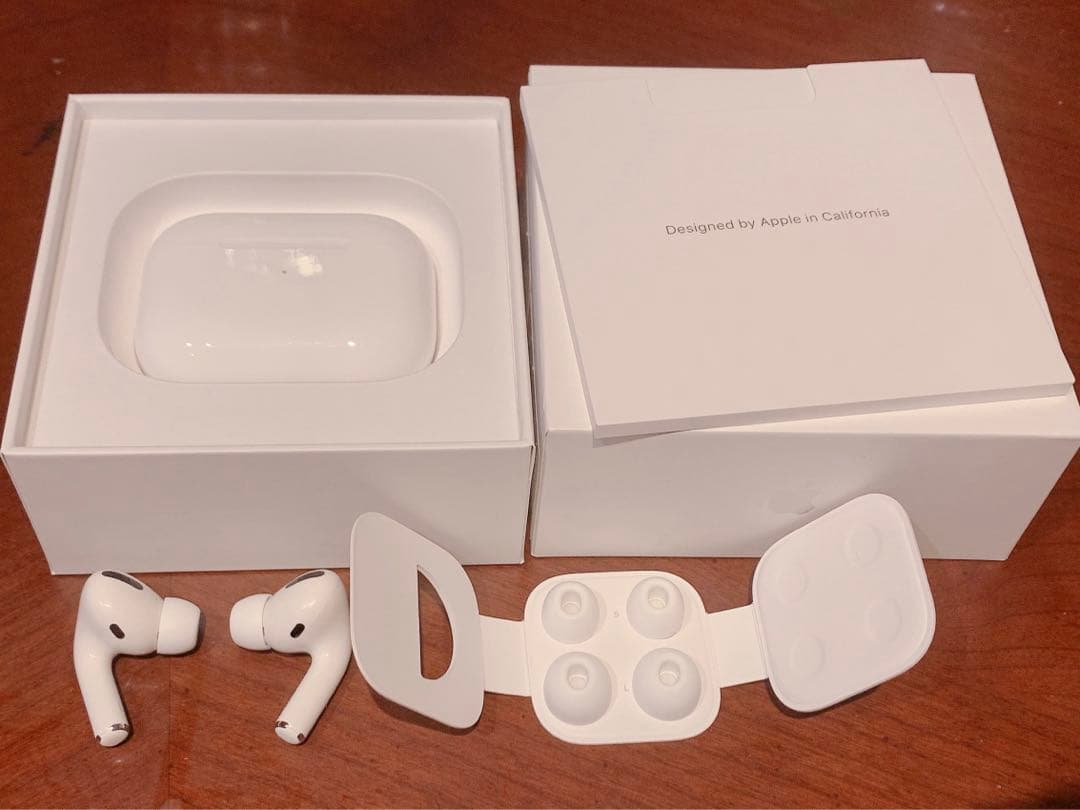 Apple AirPods Pro MWP22J/A 第1世代