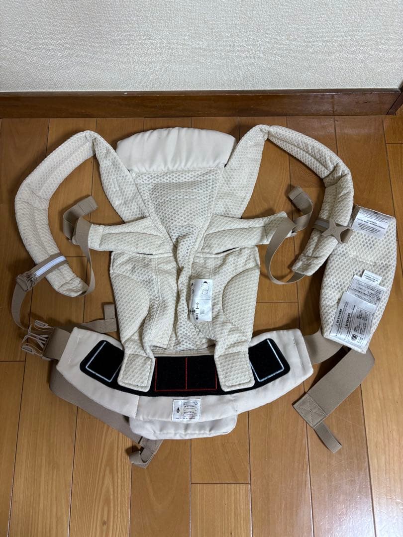 極美品　2024年購入　エルゴベビー　オムニブリーズ ナチュラルベージュ