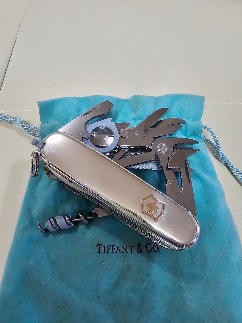 【ダイキ未使用】ティファニー ビクトリノックス 19徳 マルチツール