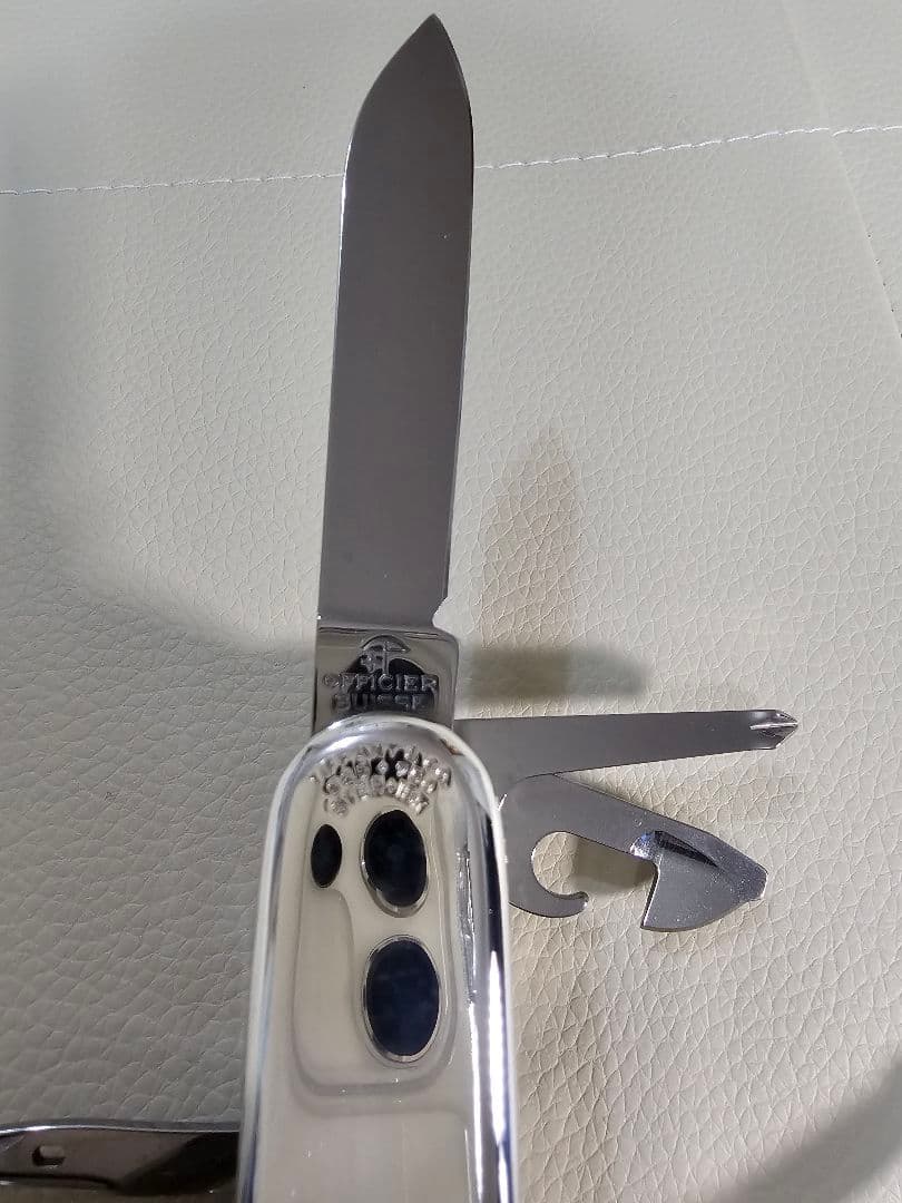 【ダイキ未使用】ティファニー ビクトリノックス 19徳 マルチツール