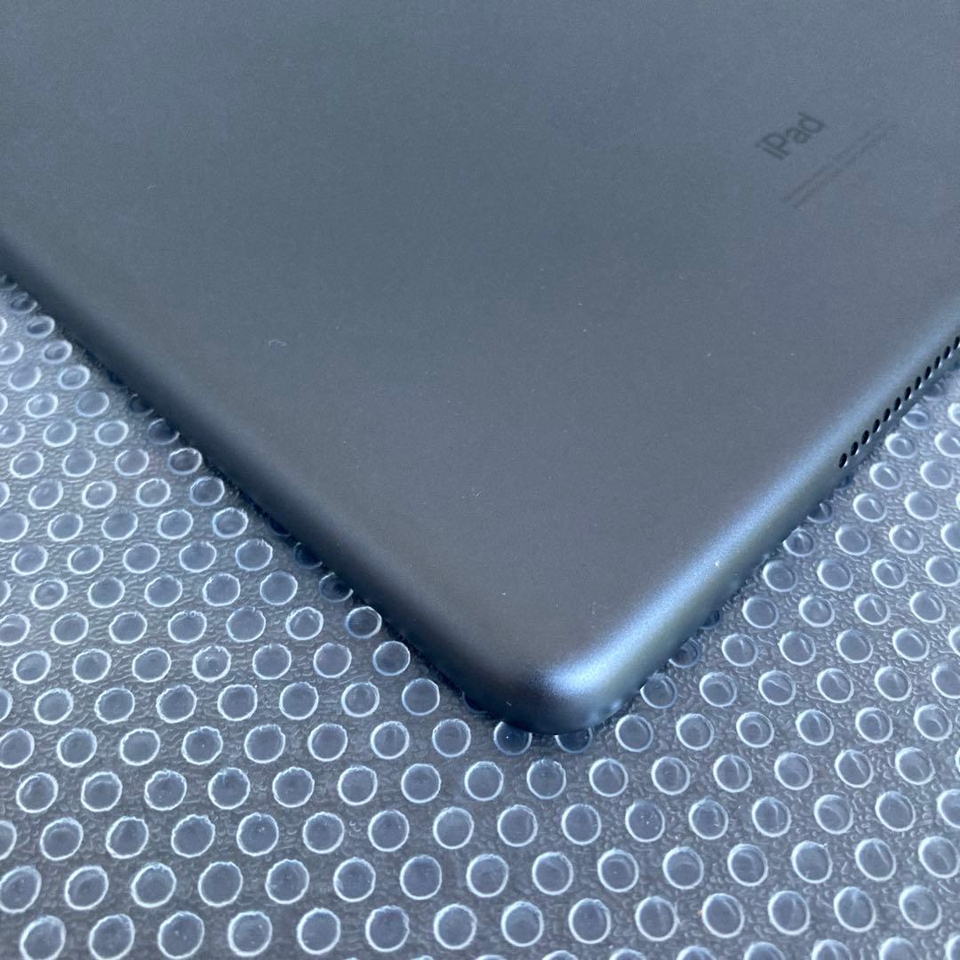 3063【早い者勝ち】iPad7 第7世代 32GB WIFIモデル☆