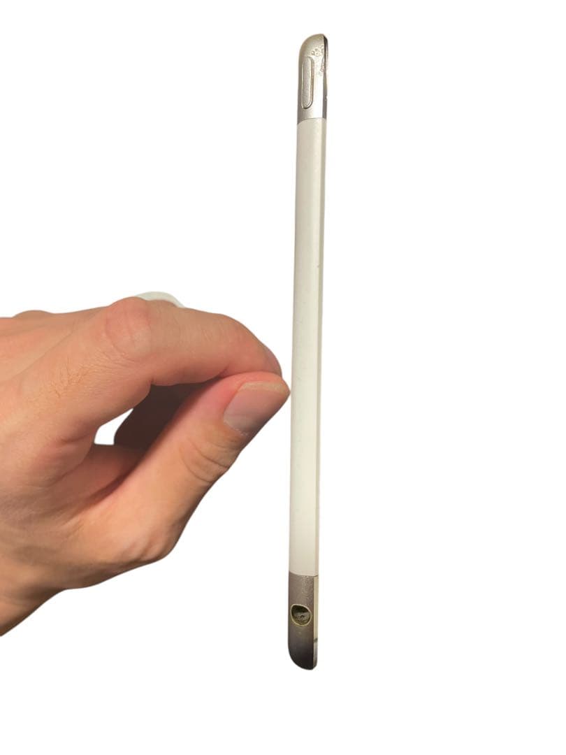 Apple iPadmini4 Wi-Fi&セルラーモデル 128GB シルバー