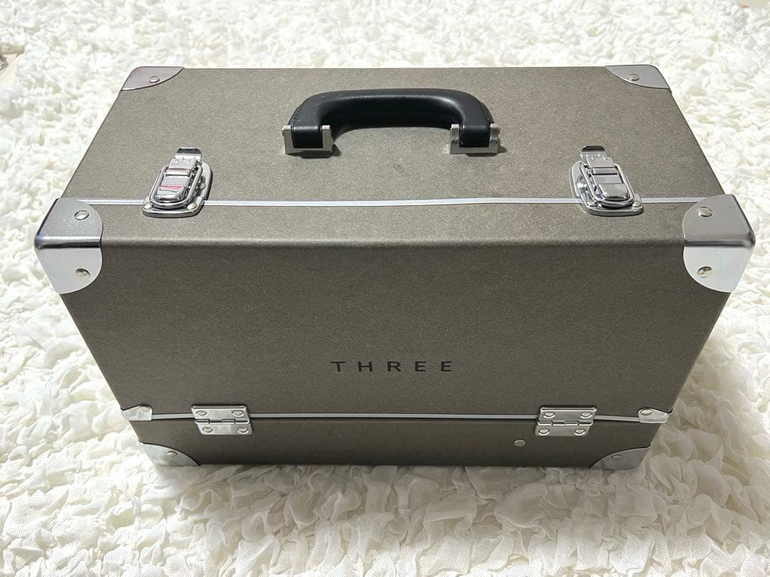 THREE メイクボックス 大サイズ
