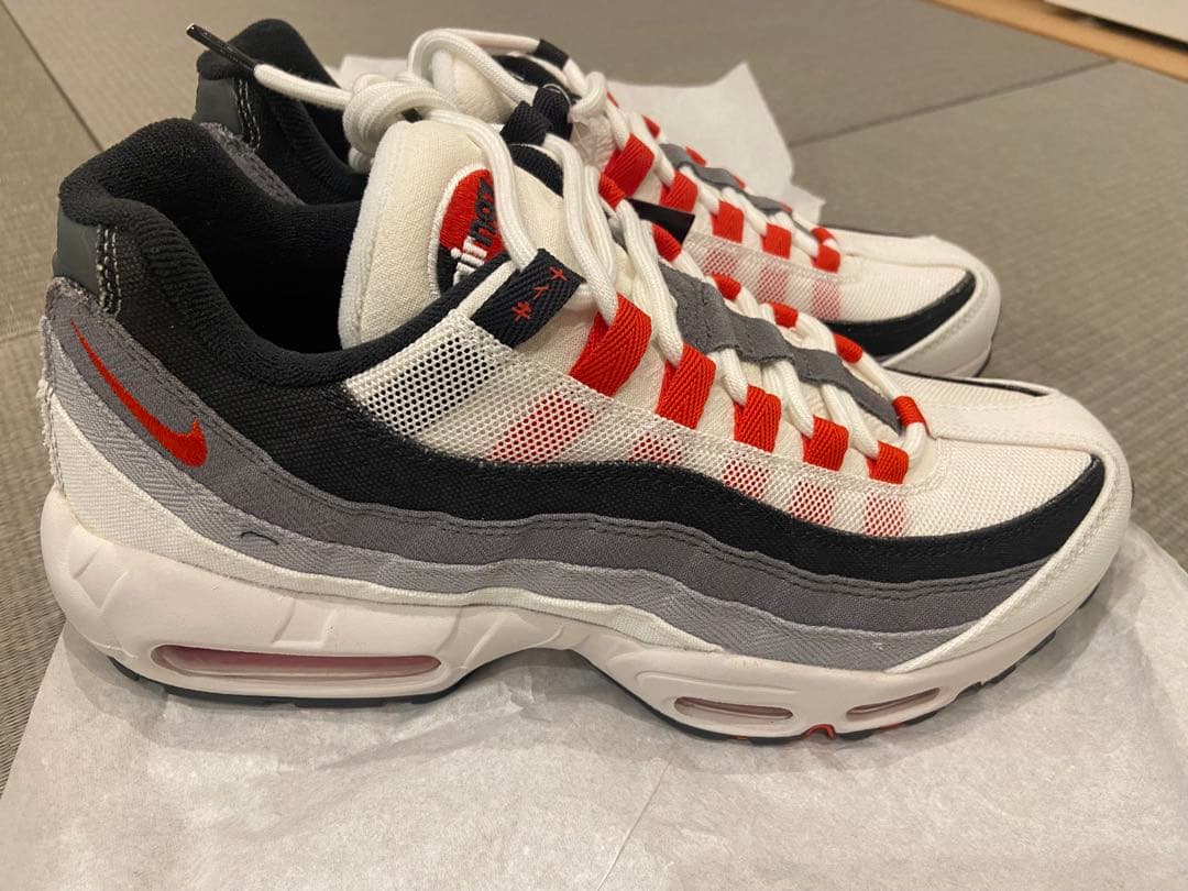 ナイキ　エア　マックス　95 QS