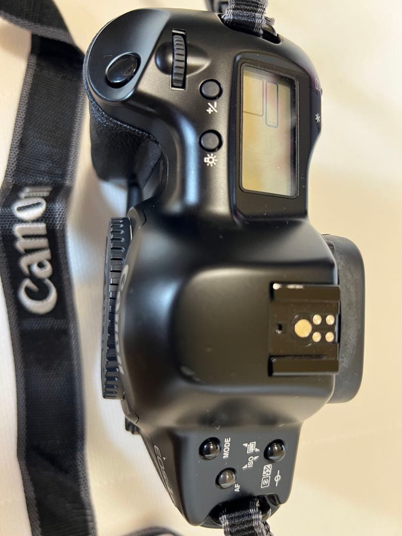 キャノン　Canon EOS-1N デジタル一眼レフ 本体