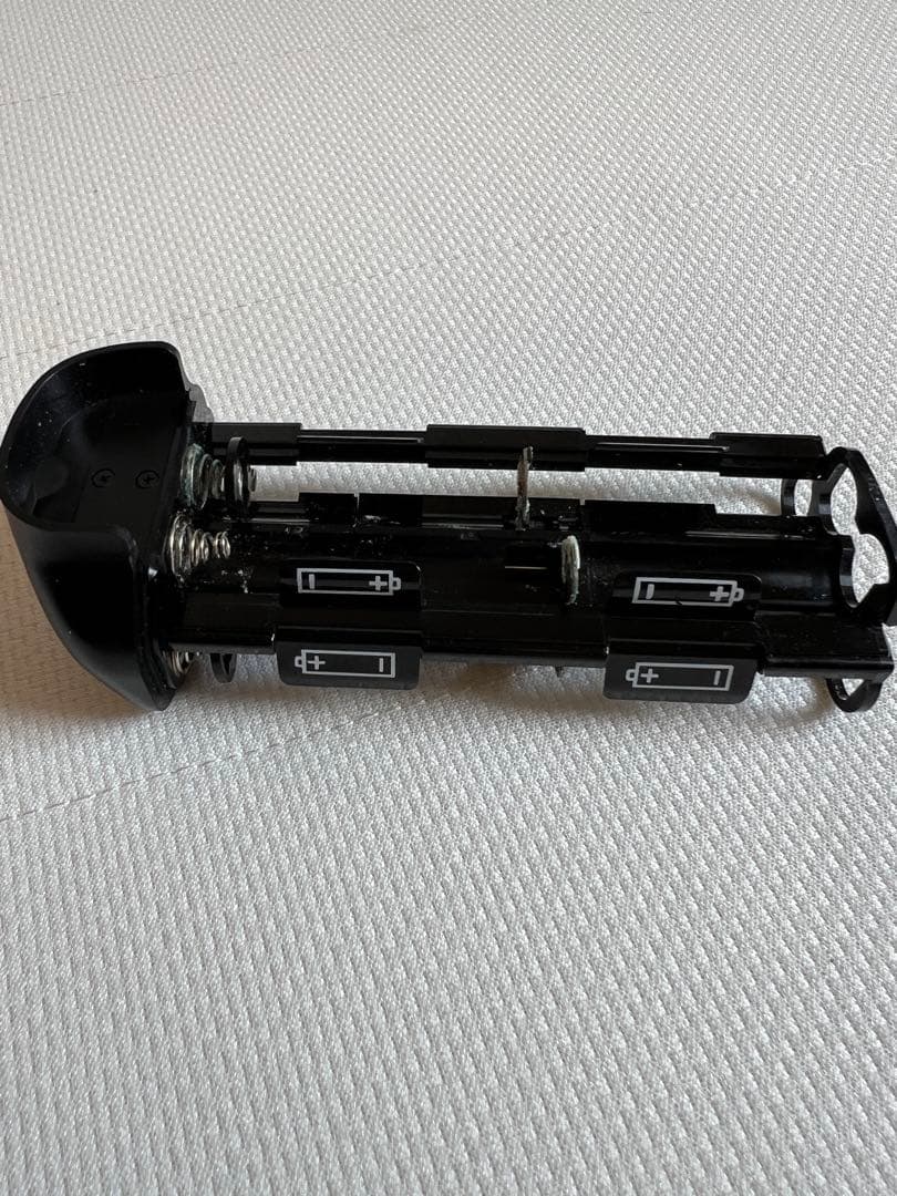 キャノン　Canon EOS-1N デジタル一眼レフ 本体