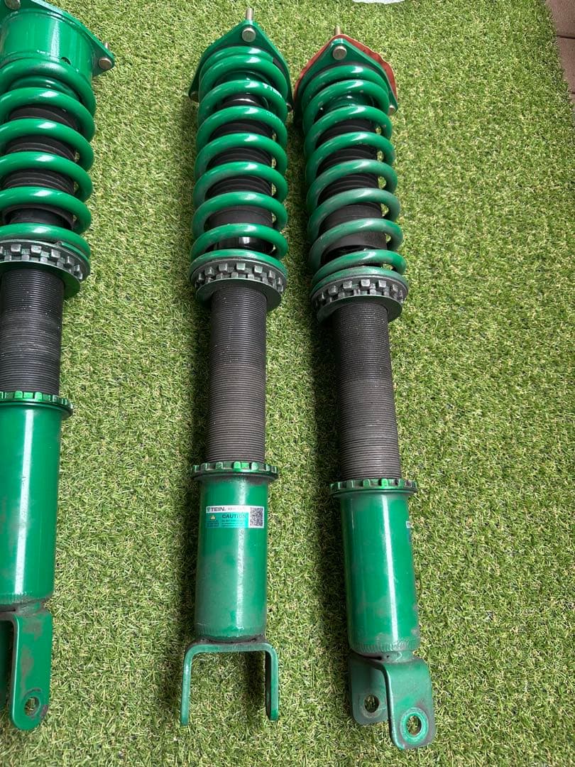 V37スカイライン TEIN 車高調