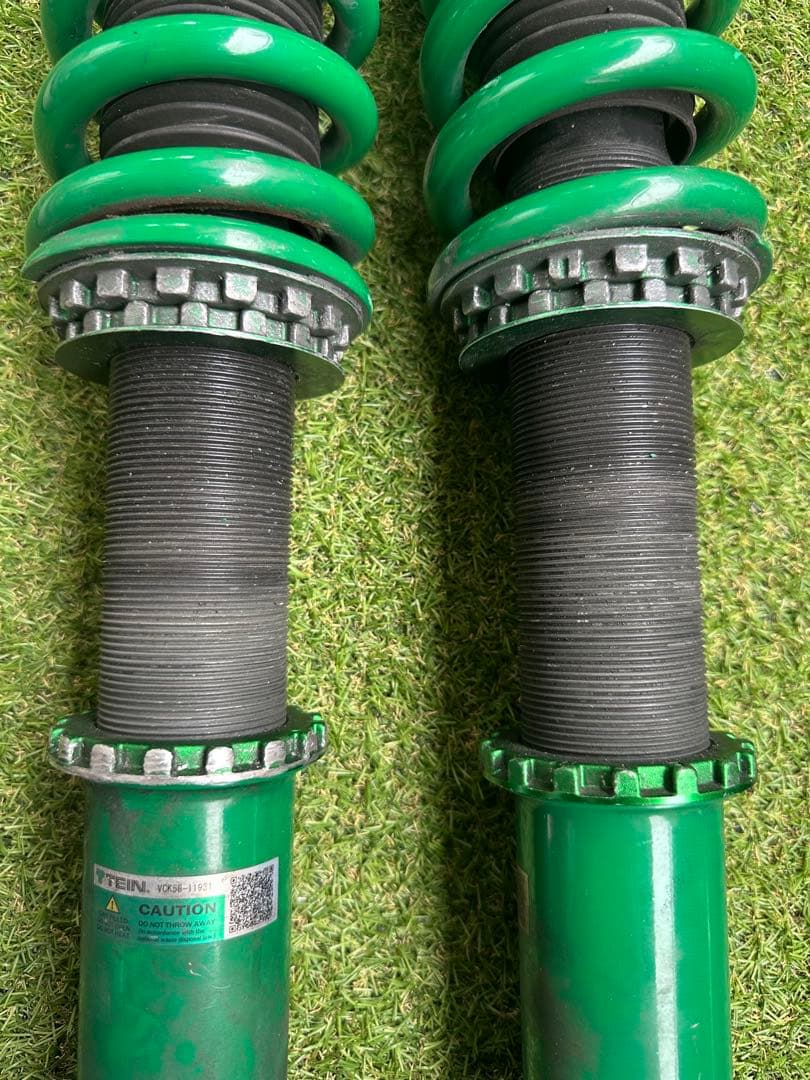 V37スカイライン TEIN 車高調