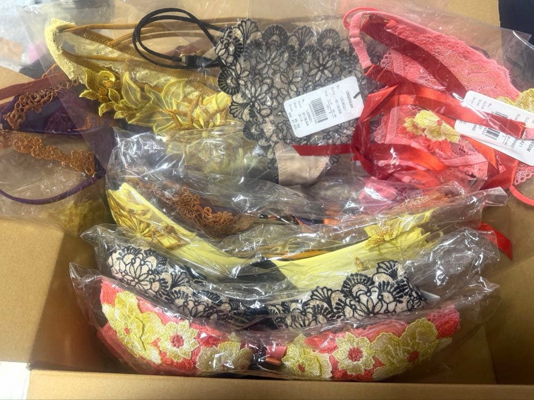 値下げ× LINGERIEAM 2026年 福袋 E70 ラヴィ姉妹高級ブランド