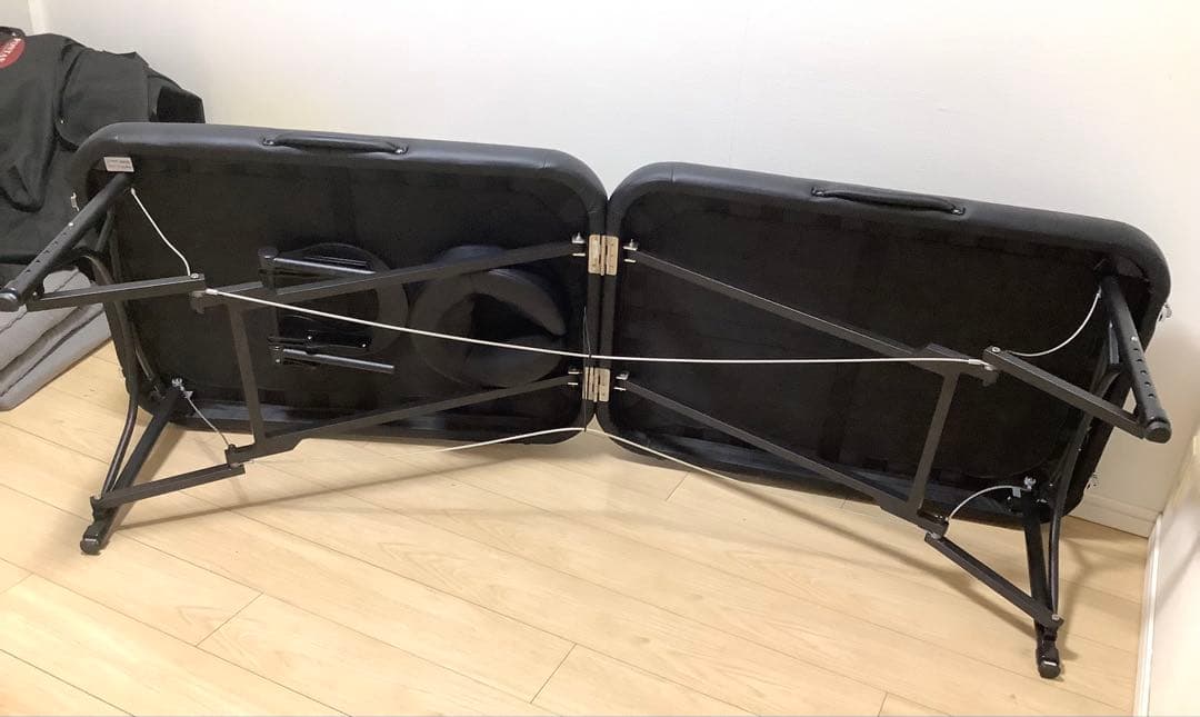 フォンタナ　クアトロ 25 マッサージベッド