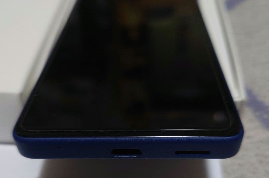 【値下げ】Sony Xperia Ace Ⅲ 青色 　　 ガラスフィルム、ケース