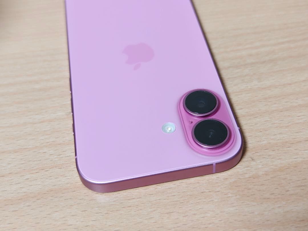 iPhone16国内版 256GB SIMフリー 美品