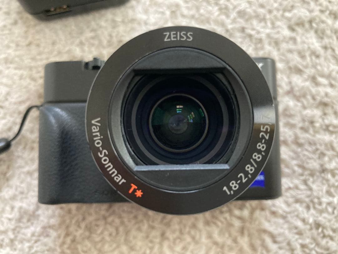 SONY コンパクトデジタルカメラ　RX100 Ⅲ