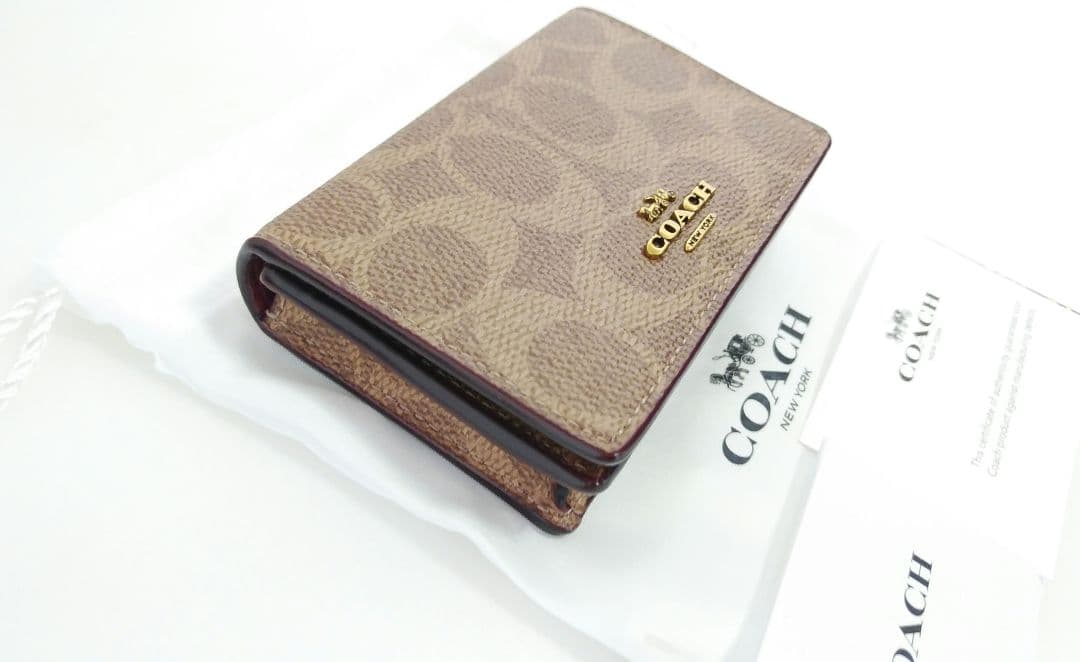 未使用品☆コーチ☆ビジネス カードケース 名刺入れ☆レディース メンズ