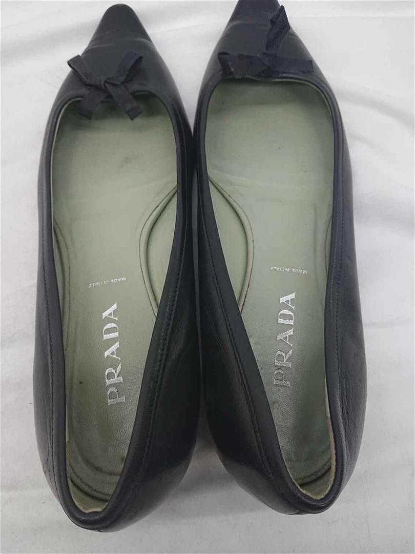 &プラダ バレエシューズ リボン レザー ブラック系 38 レディース