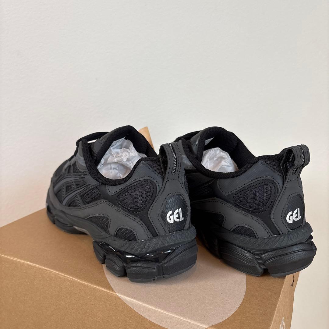 asics GEL-NYC RGD ブラック/チャコールグレー 27.5cm