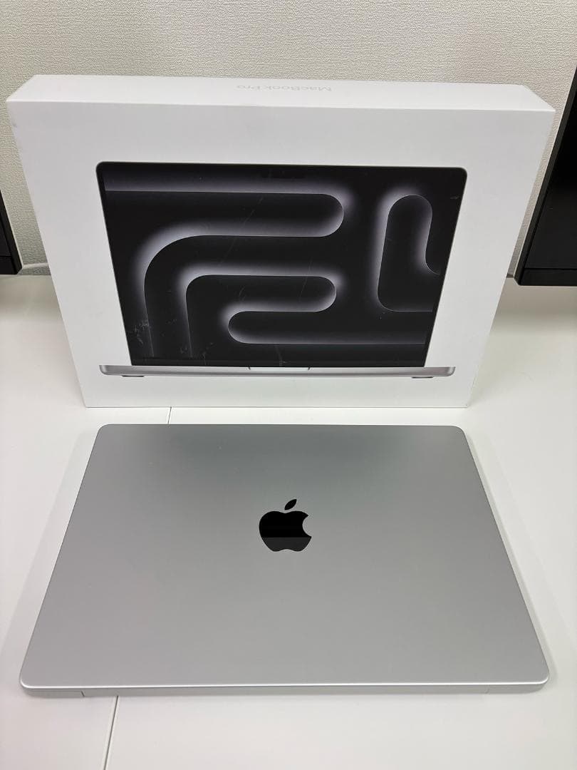 【中古】MacBook Pro MR7J3J/A 2023年11月発売