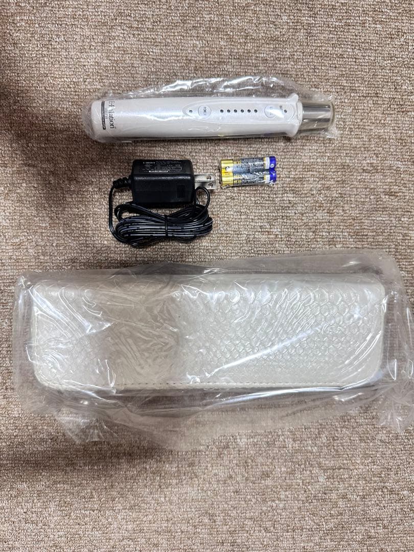 【新品未使用】 E-Polation mini 美顔器 ホワイト