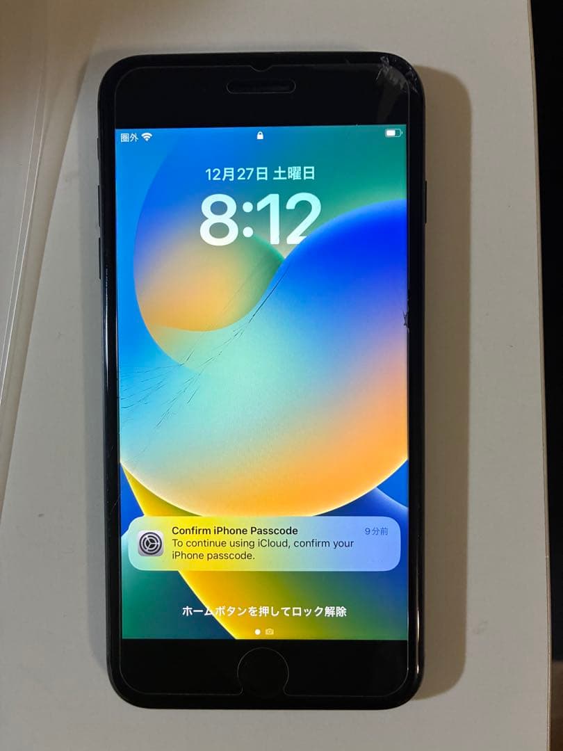 Apple iPhone 8 Plus ブラック６４ＧＢ