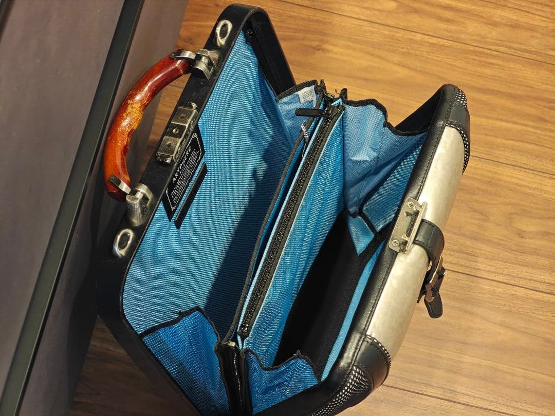 ARTPHERE ニューダレス ドン・ジョバンニコレクション　ダレスバッグ　限定