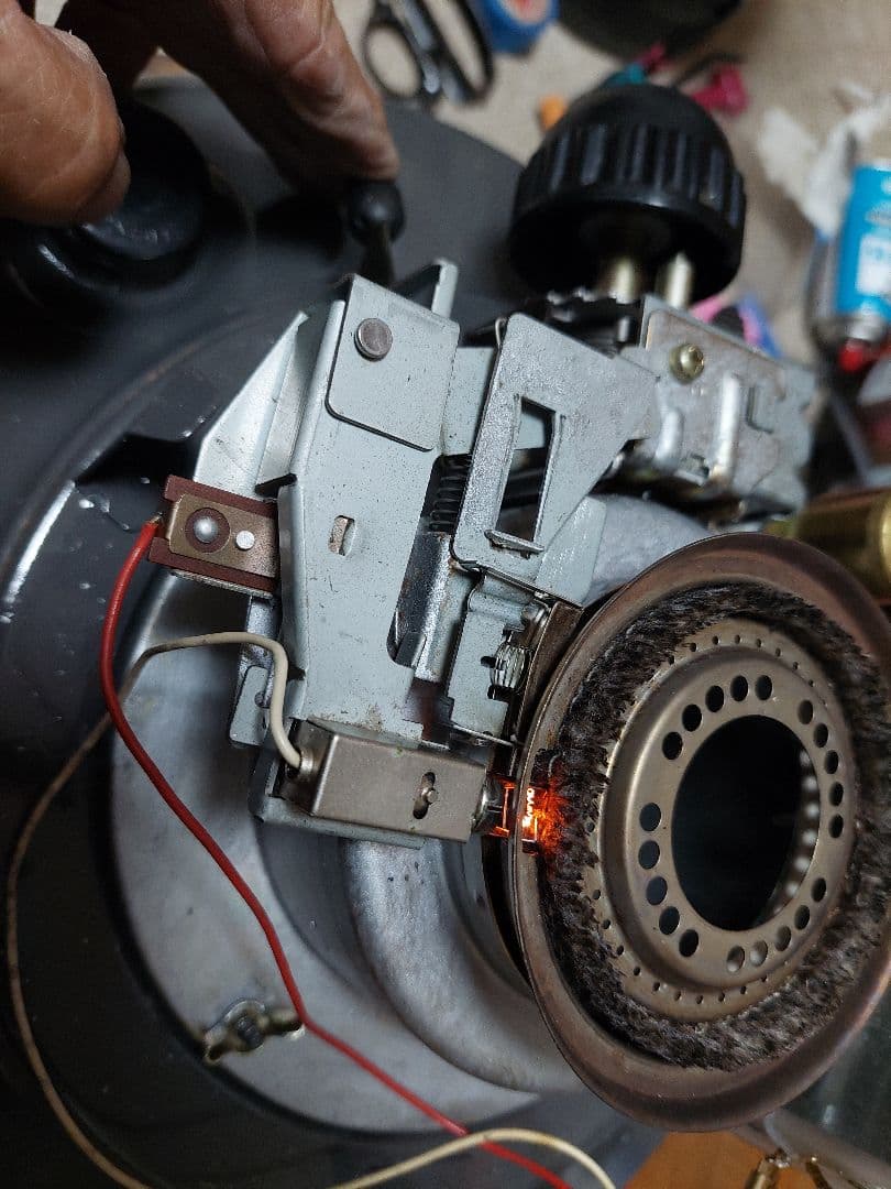 限定割　トヨトミ レインボーストーブ　RB-25 石油ストーブ　ギアミッション風