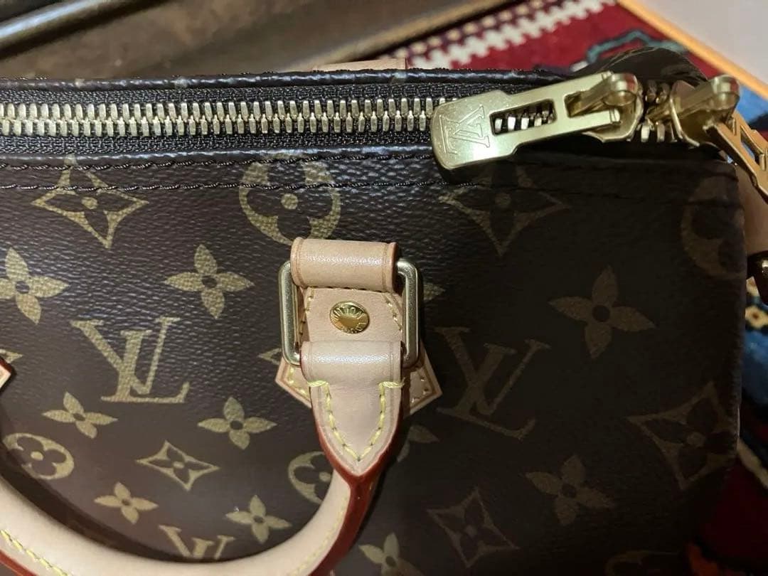 LOUIS VUITTON ルイヴィトン　スピーディー・25