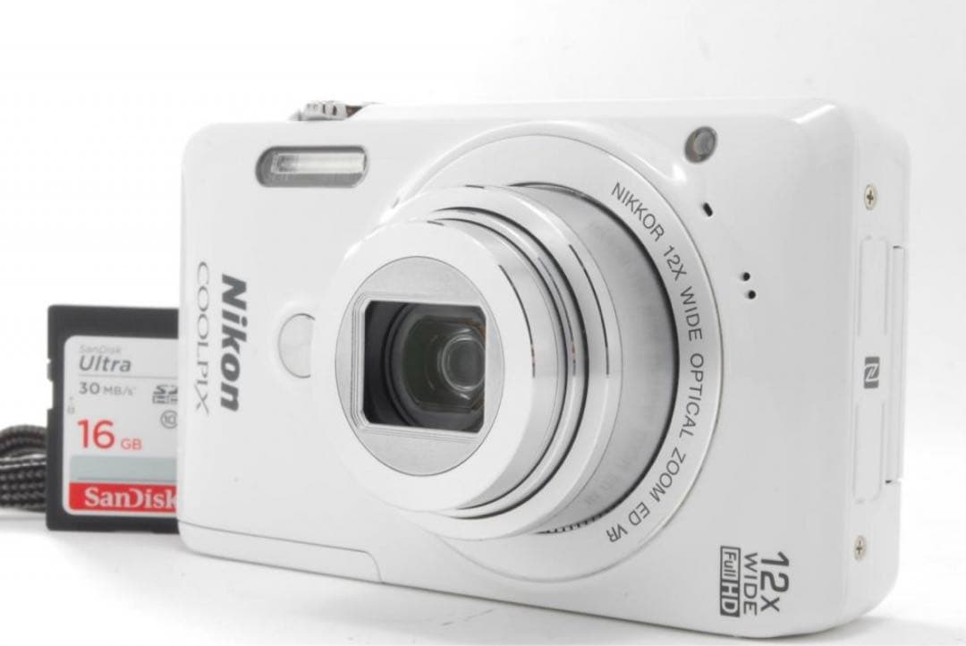 デジタルカメラ Nikon Coolpix S6900