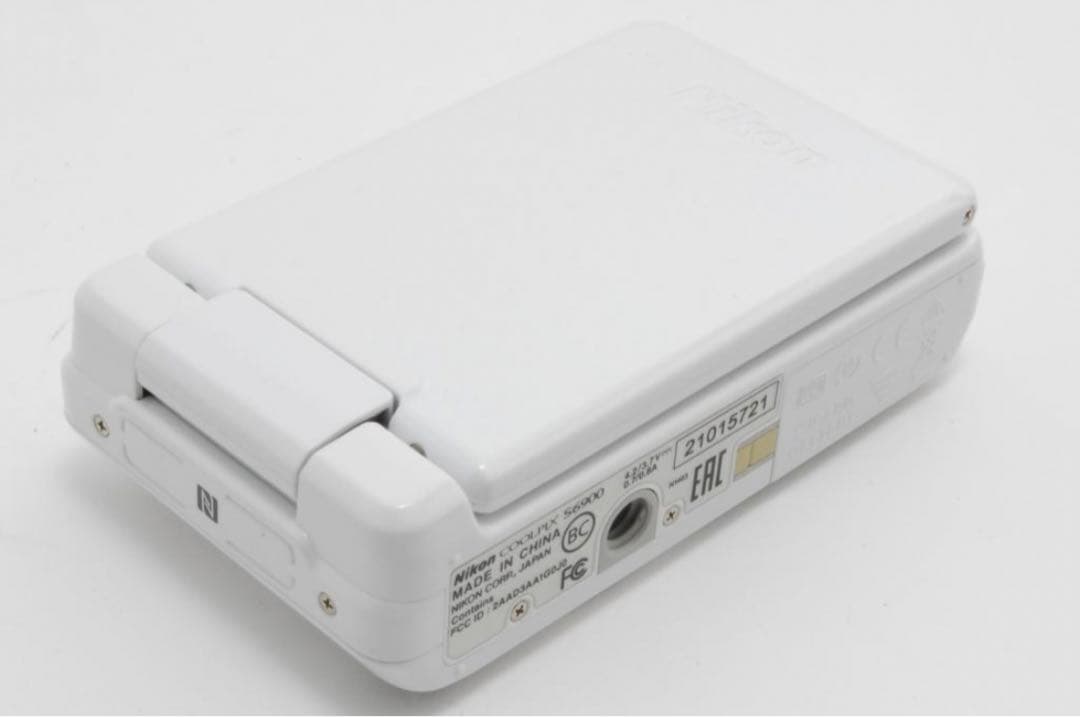 デジタルカメラ Nikon Coolpix S6900