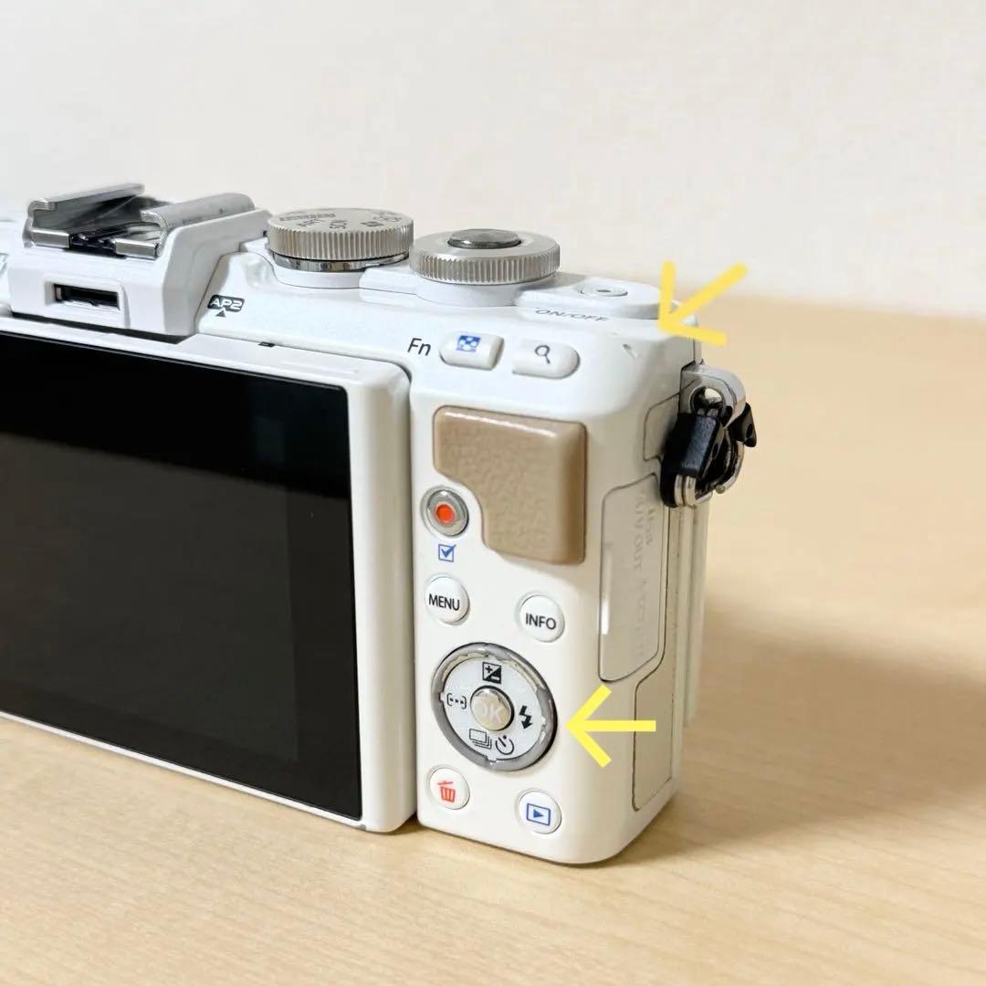 OLYMPUS PEN Lite E-PL7 ミラーレス一眼カメラ