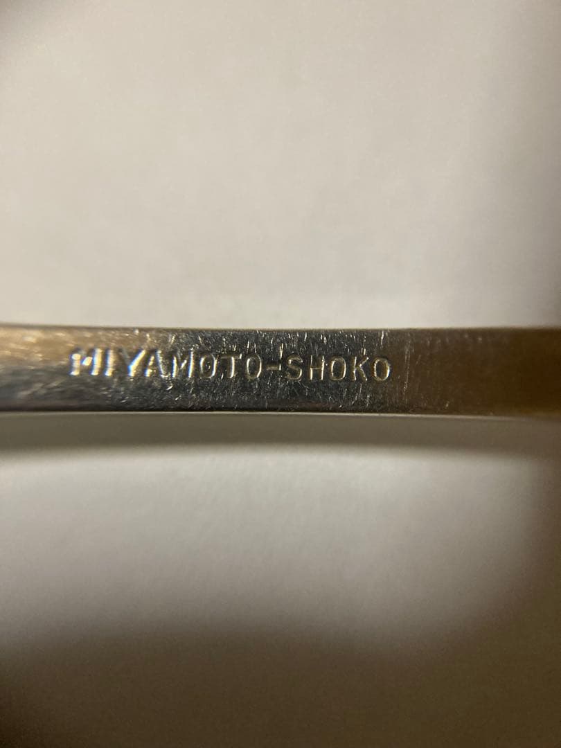 シルバー（ S T E R L I N G)スプーン（記念ロゴ？）