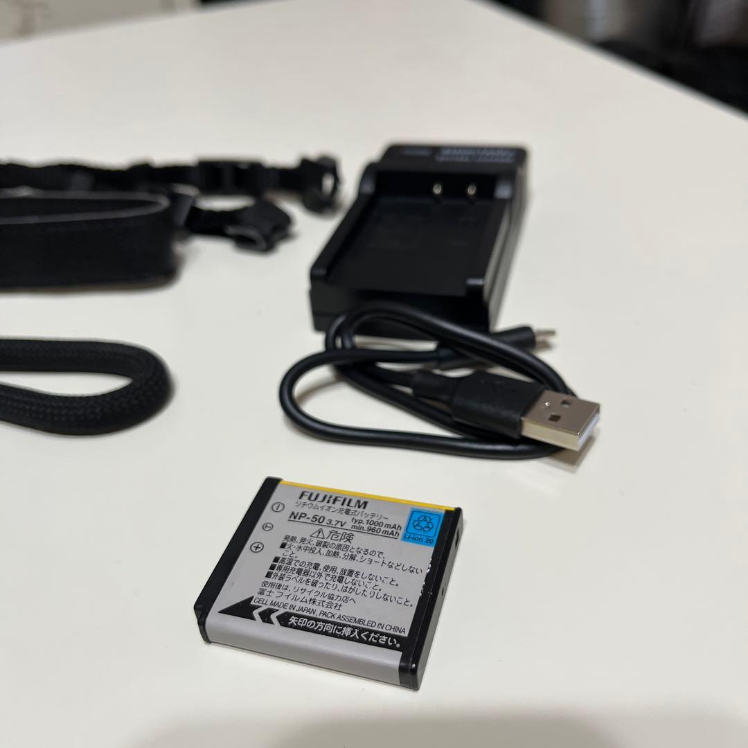 【週末限定値下】fujifilm x10 富士フイルム コンデジ