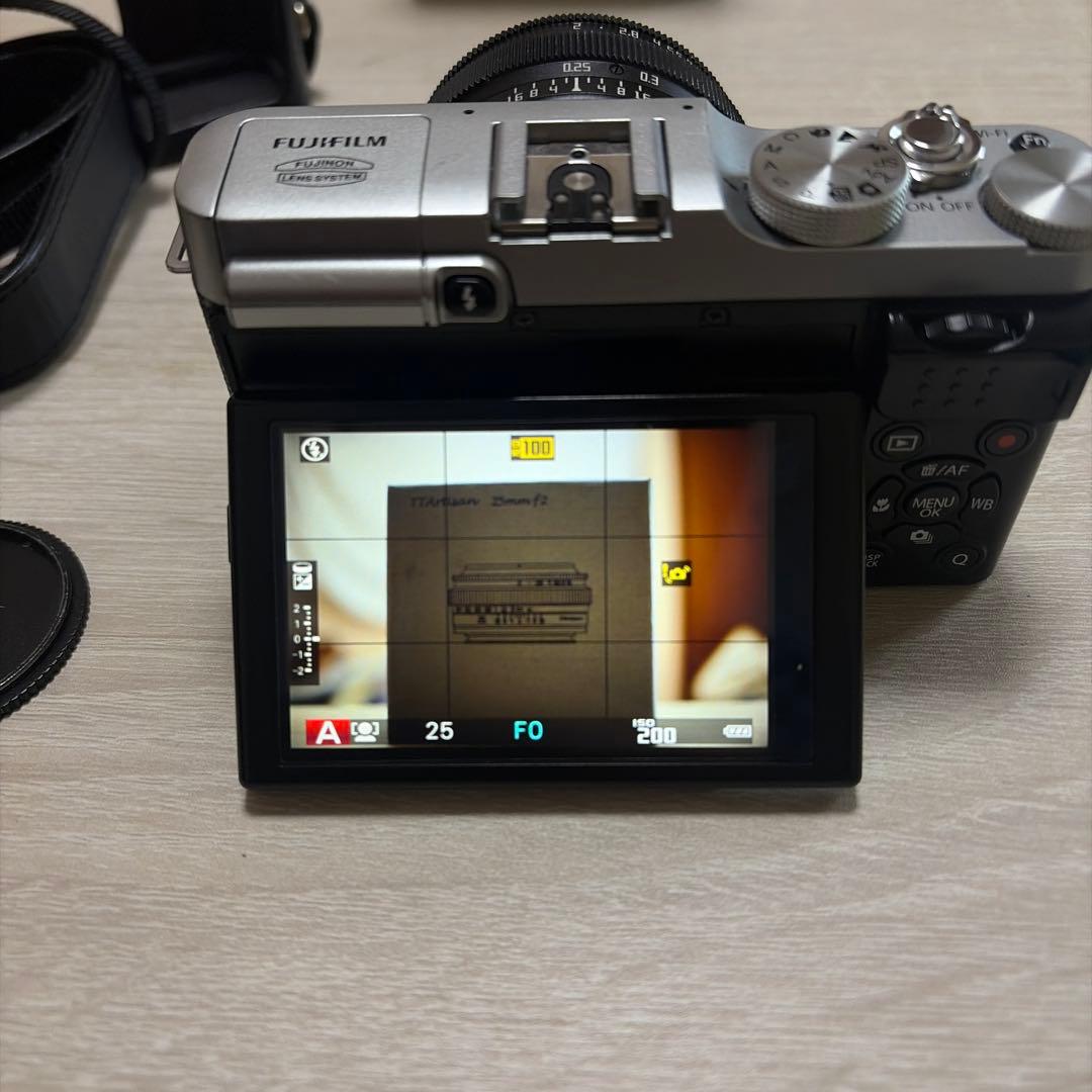 Fujifilm X-M1 ミラーレス一眼 TTArtisan 25mm f2