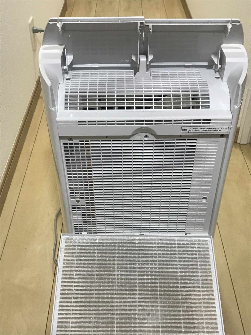 Panasonic 衣類乾燥除湿機 F-YHVX120 ホワイト 2023年製