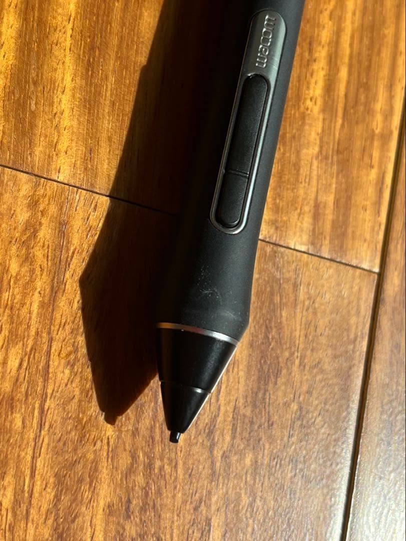 Wacom ワコム 液晶ペンタブレット Cintiq 16